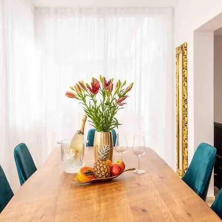 Apartment Esmeralda. Luxury. 1 Line Of The Ocean. View! Quality! *