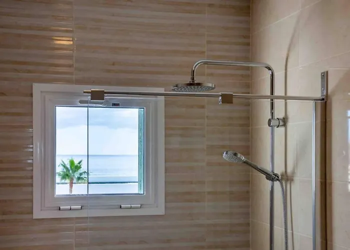 Esmeralda. Luxury. 1 Line Of The Ocean. View! Quality! *